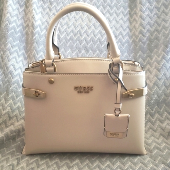 Guess Handbags - Guess Purse